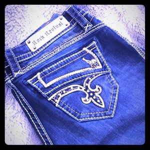 🌸🌺 SUBTLY GORGEOUS Rock Revival Jeans 🌺🌸